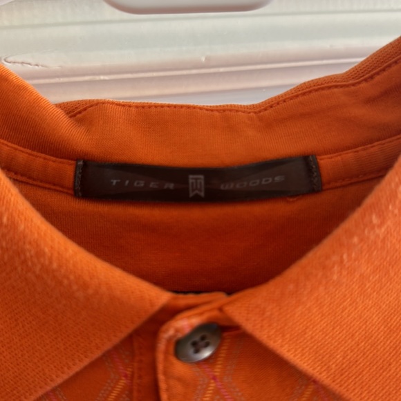 Tiger Woods men’s golf shirt - Picture 2 of 5